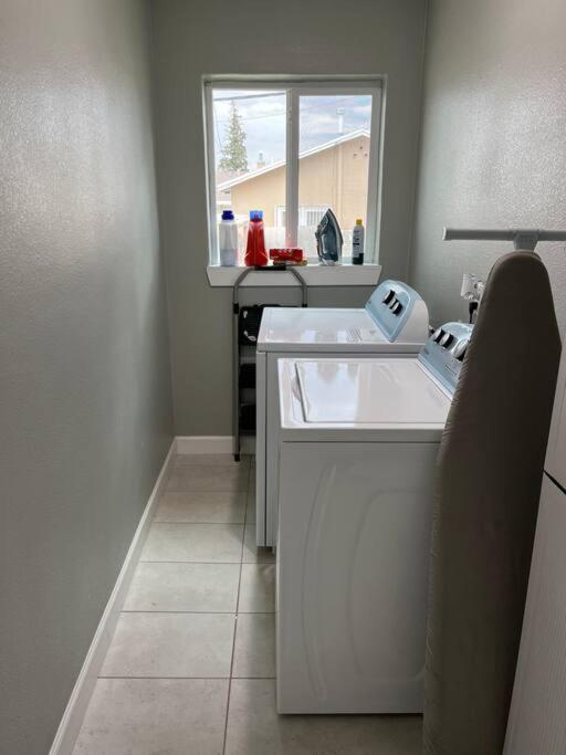 Comfortable Suite With Private Entrance & Private Bathroom Ел Пасо Екстериор снимка