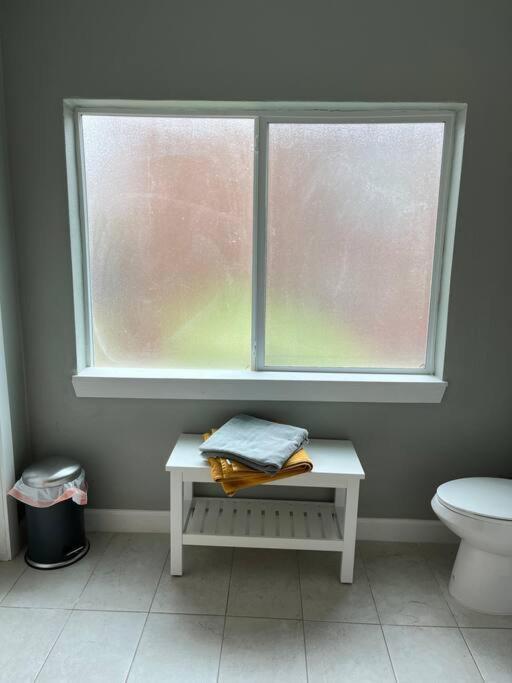 Comfortable Suite With Private Entrance & Private Bathroom Ел Пасо Екстериор снимка